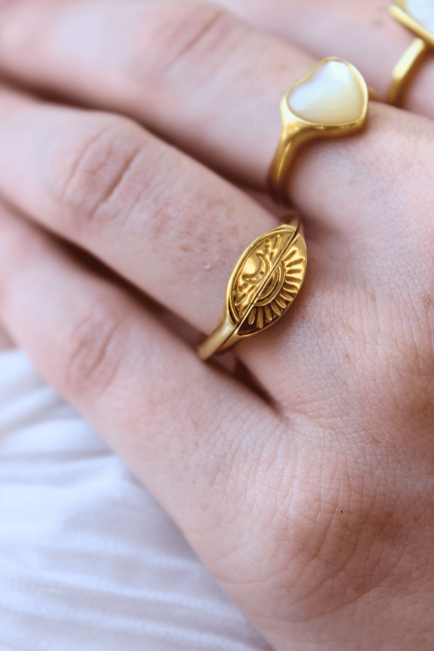 סט טבעות שמש וירח