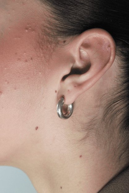 עגילי חישוק קרולין - כסף