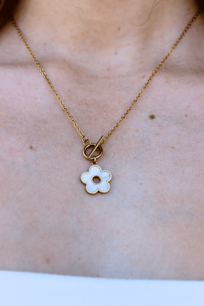 שרשרת פרח- פנינה שטוחה