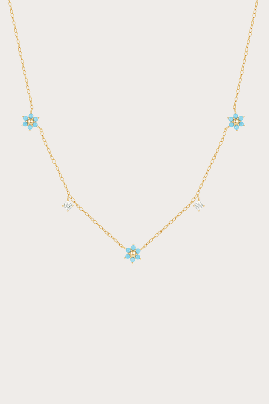 שרשרת פרחים כחולים